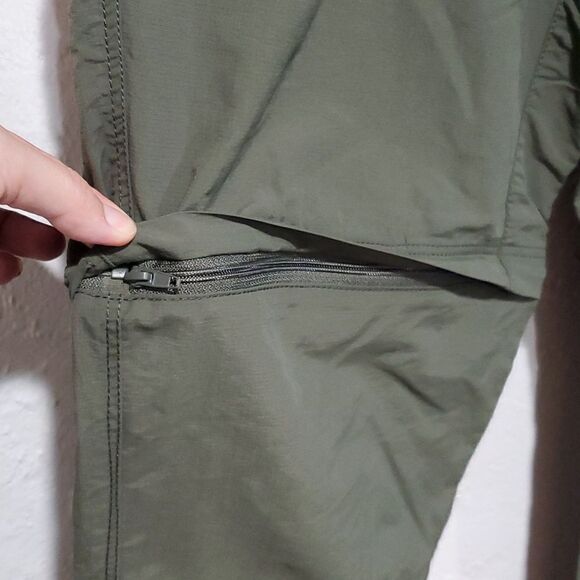 American Outback Hiking Lightweight Convertible Pants/Shorts in Green Size M - Picture 5 of 16